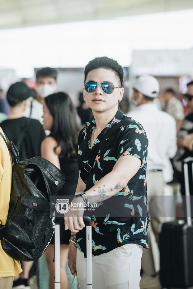 Dàn sao Vbiz đổ bộ sân bay rời Phú Quốc: Người thấm mệt, người vẫn tươi rói sau đêm quẩy nhiệt tại đám cưới Đông Nhi-20