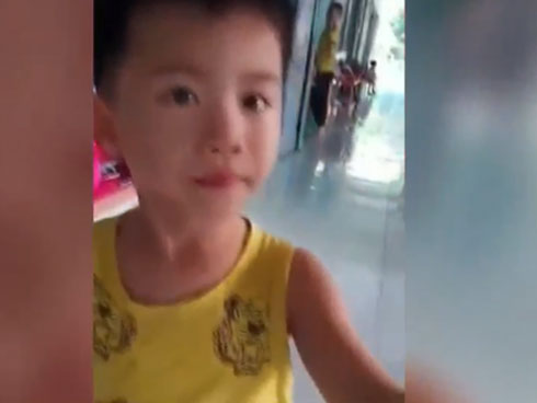 Giáo viên mầm non phạt 30 trẻ tự tát mạnh vào miệng-1