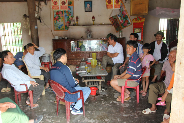 Vụ 39 người Việt tử vong trong xe container: Vợ trẻ mang bầu 7 tháng khóc cạn khô nước mắt chờ ngày đón thi thể chồng-1