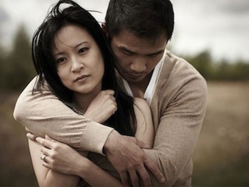 Cô vợ ngỡ khù khờ mà dùng cách hay kéo chồng ngoại tình trở về dù kẻ thứ 3 vô cùng xuất chúng