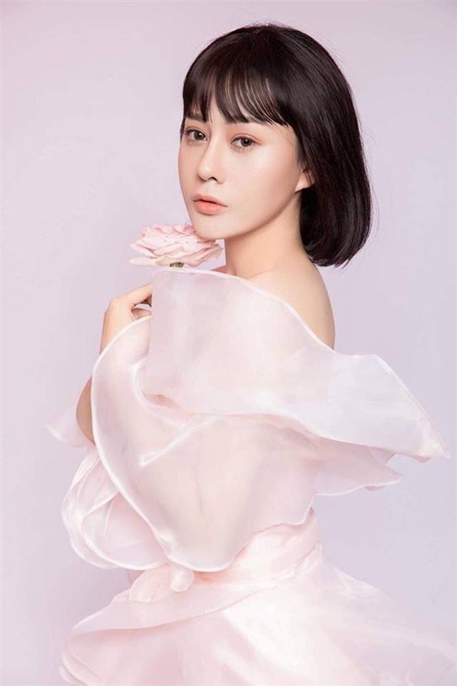 Quỳnh búp bê Phương Oanh lột xác táo bạo không nhận ra-2