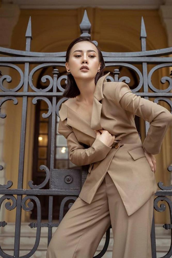 Quỳnh búp bê Phương Oanh lột xác táo bạo không nhận ra-4