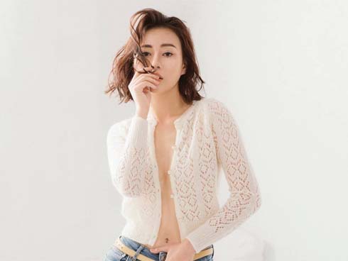 Phương Oanh Quỳnh búp bê gợi cảm với mốt không nội y-11