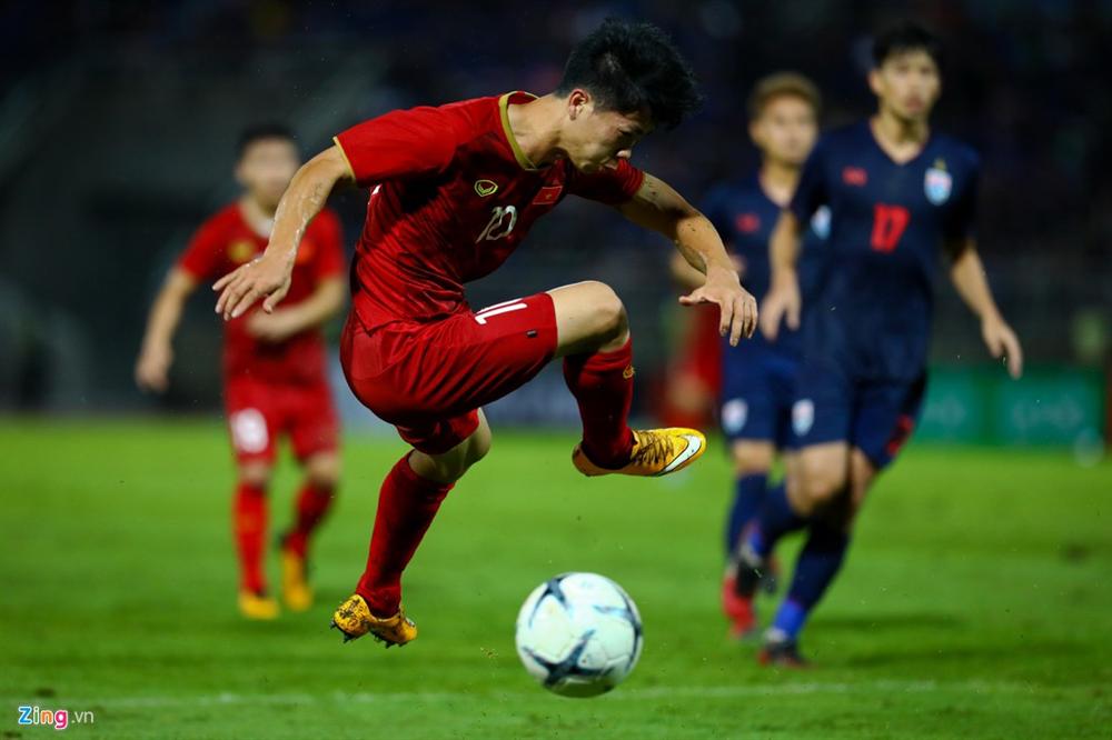 Vì sao HLV Park vẫn giữ Công Phượng ở lại tuyển Việt Nam?-1