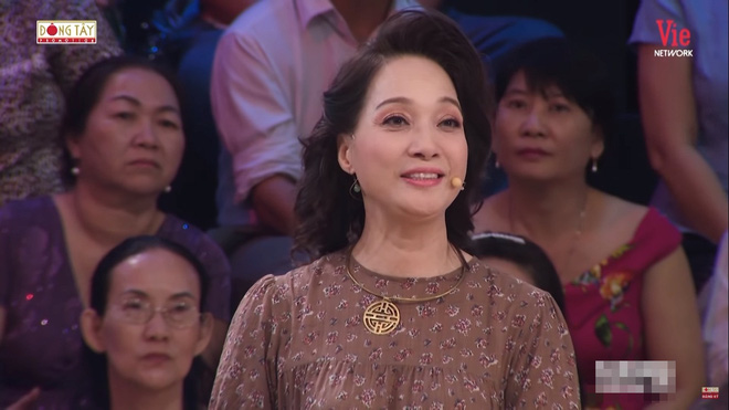 Quyền Linh khóc, kể về người bố thứ hai và cảnh quay ôm hoa hậu Hương Giang chết bên suối-4