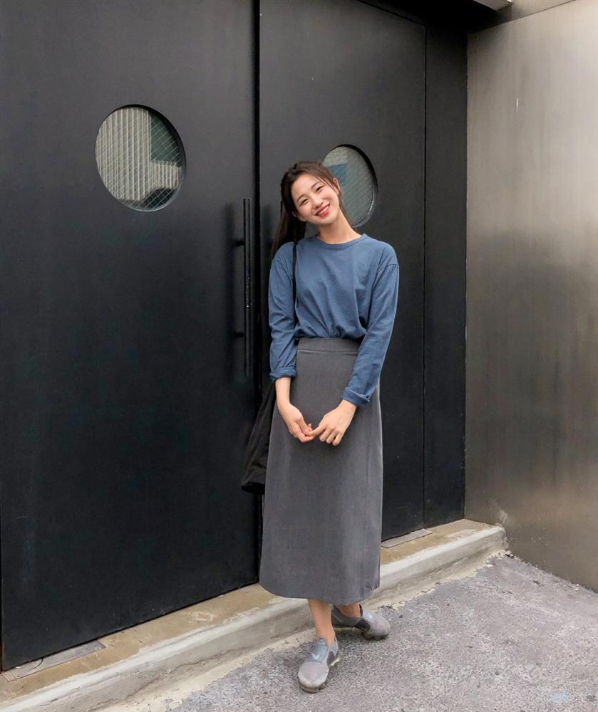 Biết 4 công thức sau, bạn đã hơn đứt người ta ở khoản diện chân váy midi tuyệt xinh và chuẩn mốt-7