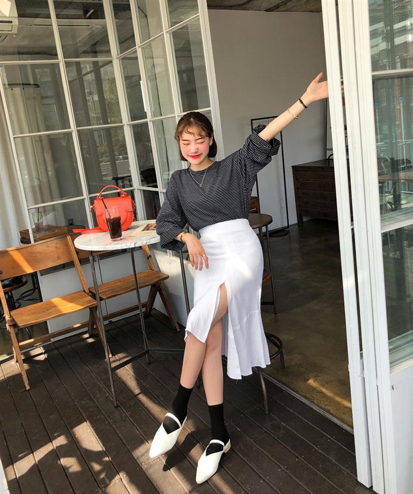 Biết 4 công thức sau, bạn đã hơn đứt người ta ở khoản diện chân váy midi tuyệt xinh và chuẩn mốt-8