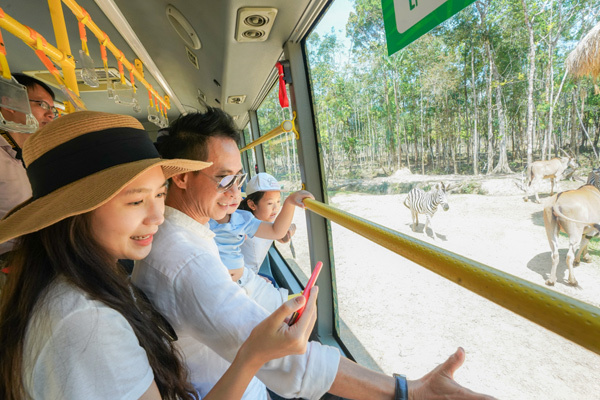 Dàn sao Việt ‘đại náo’ Vinpearl Land, Safari Phú Quốc-3