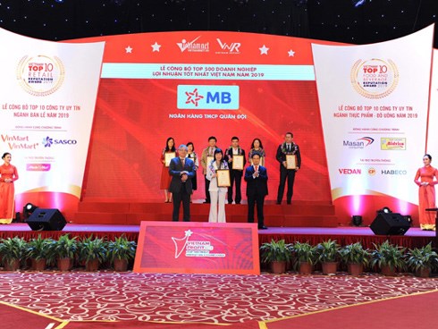 MB lọt top 15 doanh nghiệp lợi nhuận tốt nhất Việt Nam