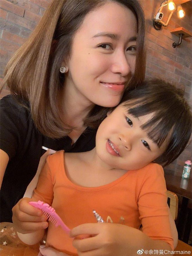 Hoa hậu nổi tiếng TVB: Rơi nước mắt vì con xấu xí, bị đồng nghiệp mỉa mai bi kịch vì quá giống bố-12