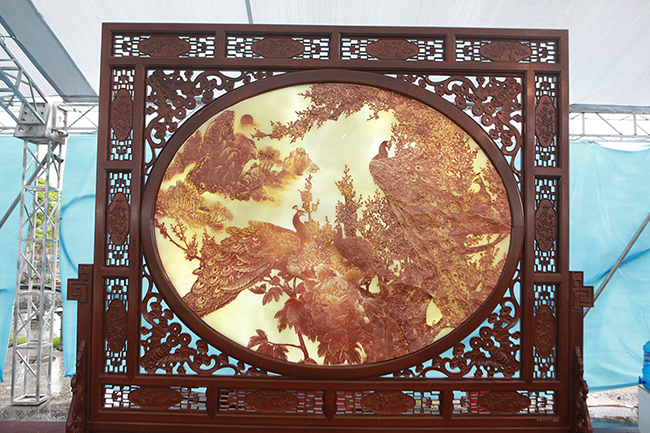 Bức tranh nặng cả tấn, giá vài tỷ khiến ai cũng choáng-4