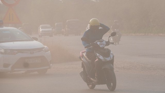 Ô nhiễm không khí ở Hà Nội bất ngờ vọt lên ngưỡng NGUY HẠI, lan rộng nhiều tỉnh thành: Chuyên gia khuyến cáo!-6