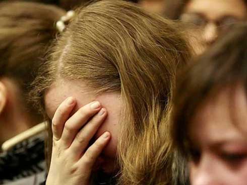 Cô gái trẻ không hề biết mình đang mang thai hơn 8 tháng cho đến khi trở dạ và hạ sinh em bé trong phòng tắm-3