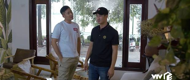 San Hoa Hồng rò rỉ ảnh mặc áo bầu, ấp ôm vỗ về phi công trẻ: Có khi nào Thái gặp đại nạn?-5