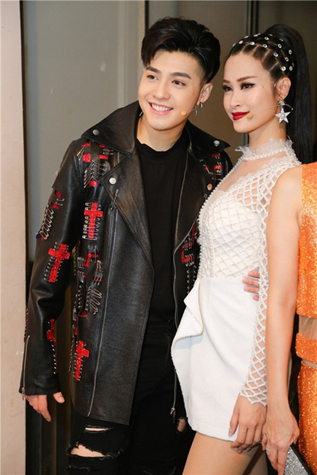 Đông Nhi nói về khoảnh khắc xúc động ôm Noo Phước Thịnh cùng khóc trong hôn lễ: Dù có giận thì cũng giúp chúng tôi hiểu nhau hơn-3