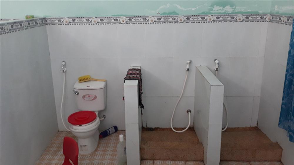 Trường học tiền tỷ” sụt lún bất thường-3