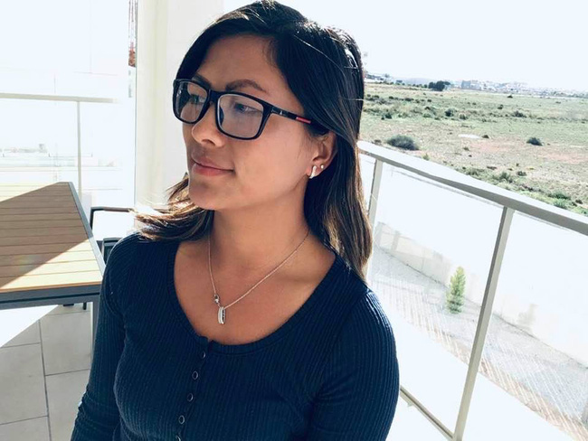 Cô gái H’Mông nói tiếng Anh như gió gây lo lắng khi thổ lộ phụ nữ ly hôn không phải chuyện đơn giản, nhân thể nói thêm nghi vấn chính mình ngoại tình dẫn đến đổ vỡ-1