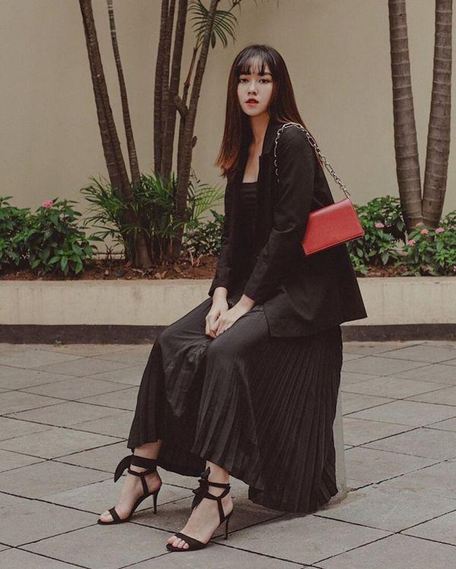 Từ hồi là nữ sinh trường PTTH Phan Đình Phùng, Tường San đã vô cùng nổi tiếng với nhan sắc xinh đẹp, nổi bật-13