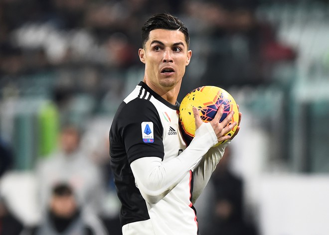 Toàn đội Juventus yêu cầu Ronaldo xin lỗi sau hành vi bỏ về-1