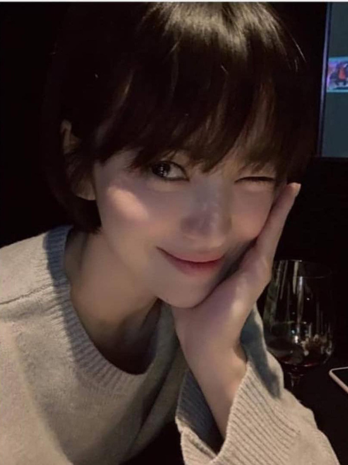 Loạt bí kíp của Song Hye Kyo giúp các quý cô rút được cả tá” chiêu skincare đúng chuẩn-5