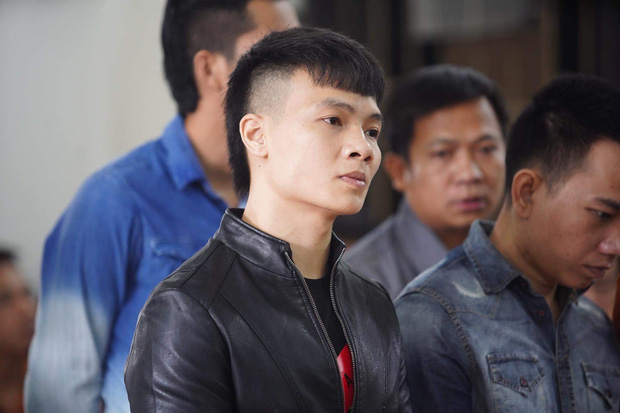 Khá Bảnh bị xét xử do vi phạm pháp luật, nhiều người dùng mạng vẫn thể hiện thái độ ủng hộ?-1