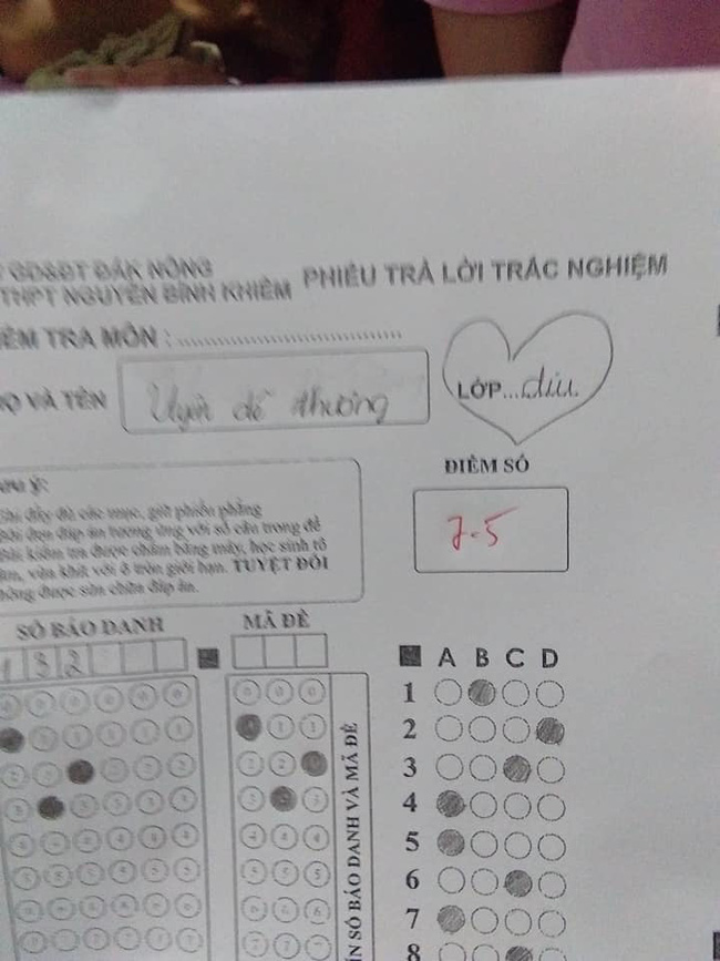 Nữ sinh thả thính thầy giáo trong bài kiểm tra, tưởng gây ấn tượng được với thầy ai ngờ bị trừ luôn 5 điểm-1