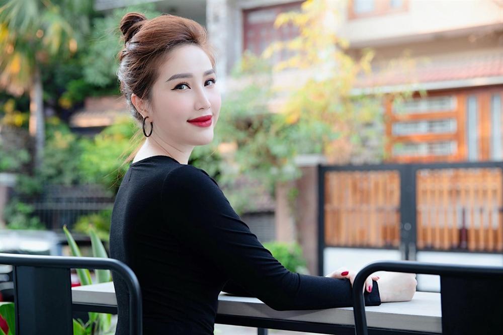 Cuộc sống sang chảnh của Bảo Thy trước khi lấy chồng-12