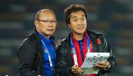 Do thám, tráo số áo và cuộc chiến thông tin của tuyển Việt Nam-1