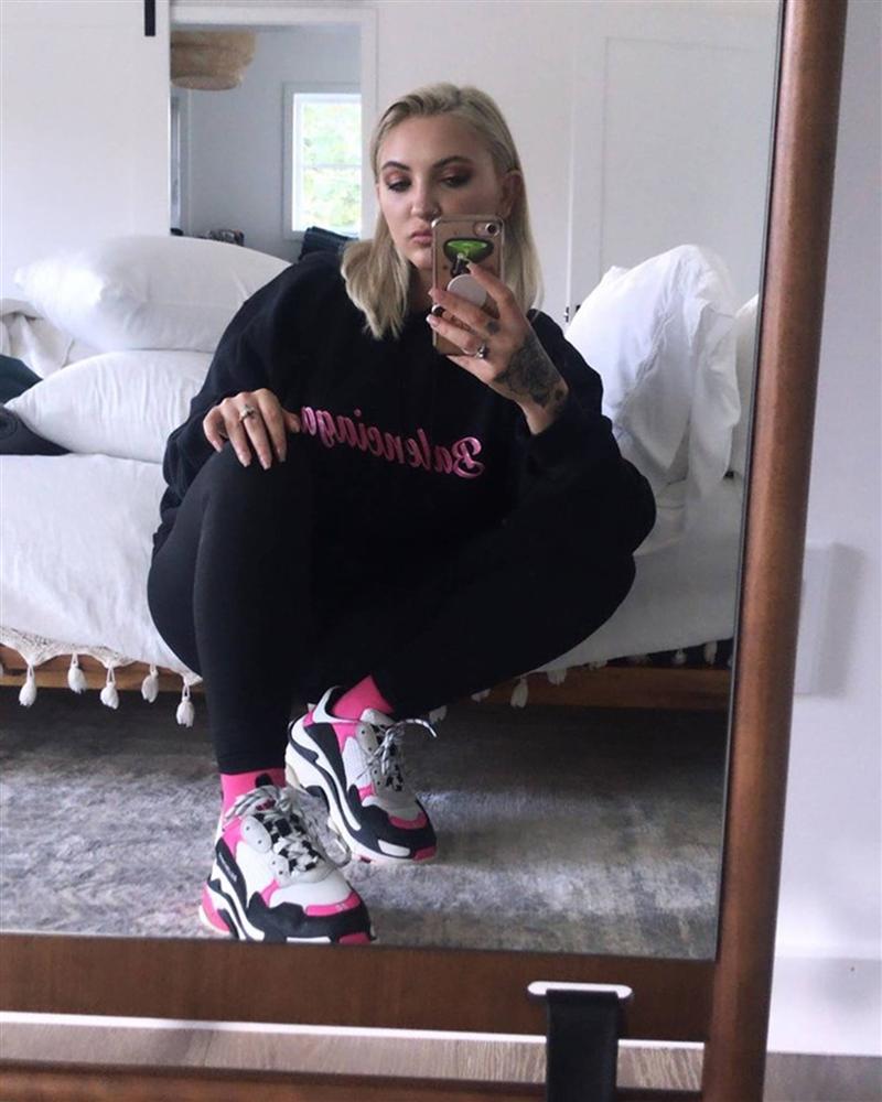 Nữ ca sĩ 9X bị đồn yêu Selena Gomez-6