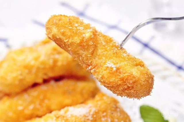 Bánh chuối chiên kiểu mới, trong mềm ngoài giòn rụm, ăn một miếng là nghiền-1