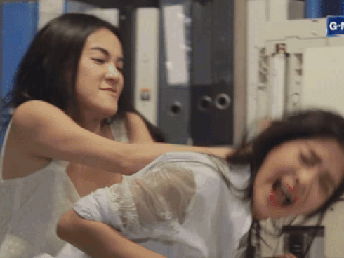 Cám cảnh nàng công sở số nhọ nhất năm: Bị đuổi việc vì... không hợp tuổi sếp!-3