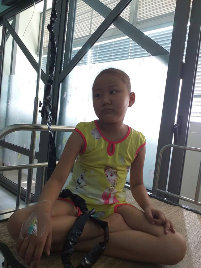 Người phụ nữ tuyệt vọng rao bán thận kiếm tiền chữa bệnh ung thư máu cho con gái 10 tuổi-3