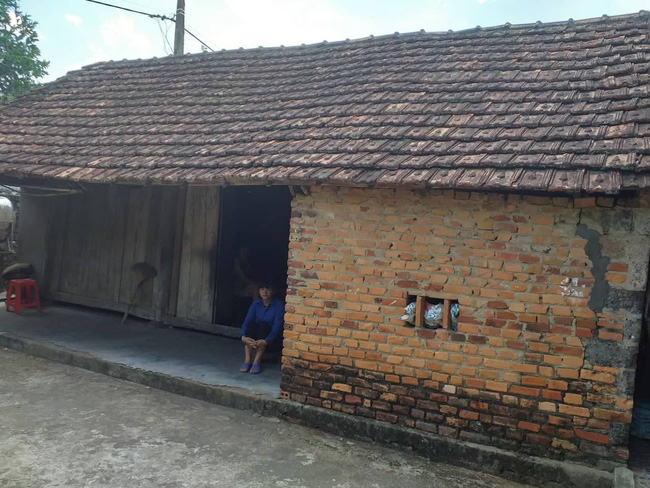 Người phụ nữ tuyệt vọng rao bán thận kiếm tiền chữa bệnh ung thư máu cho con gái 10 tuổi-7