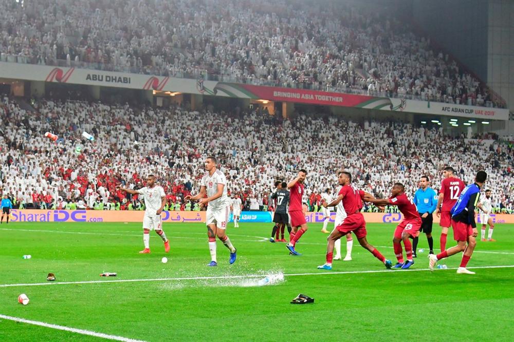 Khi khát khao Việt Nam là giấc mơ của bóng đá UAE-4