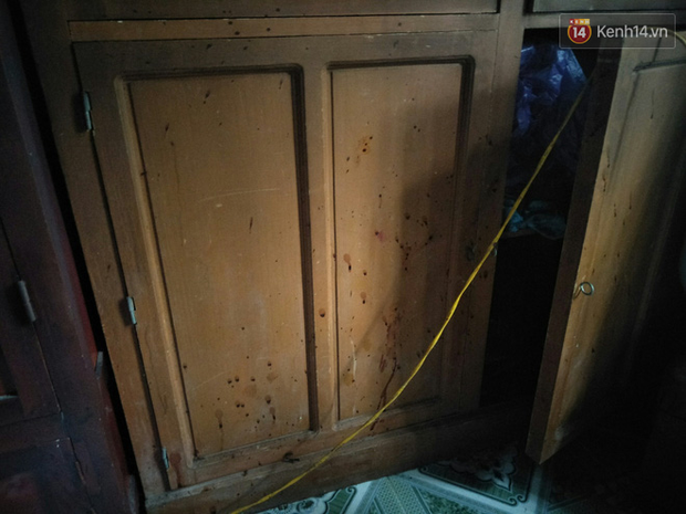 Ám ảnh hiện trường vụ chồng sát hại vợ rồi quấn chăn đốt xác vợ ngay tại nhà-6