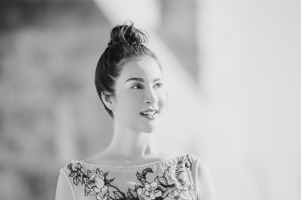 Thanh Mai diện áo dài dạo chơi ở Jerusalem-2