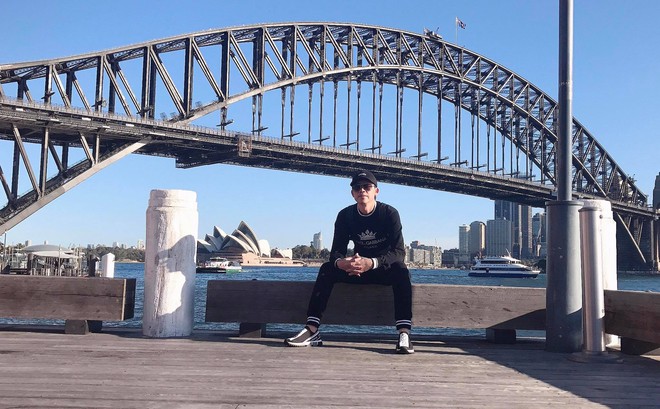 Hoài Linh mặc cây hàng hiệu-1