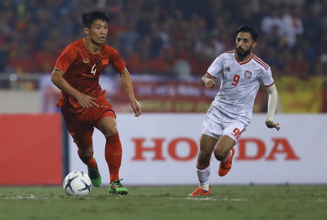 Việt Nam 1-0 UAE: Tiến Linh sắm vai người hùng với một siêu phẩm-8
