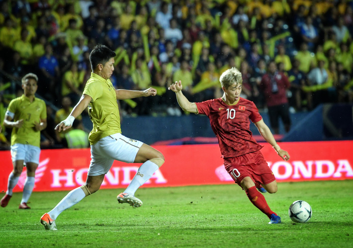 Nhà cái châu Á nhầm lẫn, hay thầy Park sẽ là cú lừa lớn nhất với UAE?-3