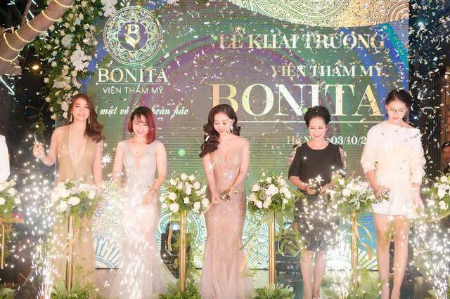 Chân dung nữ Phó giám đốc chi nhánh xinh đẹp vừa bị khởi tố tội chiếm đoạt tài sản của TPBank-3