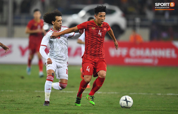 Tuyển thủ Việt Nam tráo số áo đấu UAE: Đó là sự tinh quái của thầy Park-8