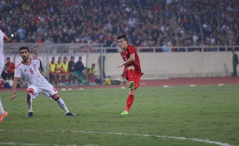 Việt Nam 1-0 UAE: Tiến Linh sắm vai người hùng với một siêu phẩm-4