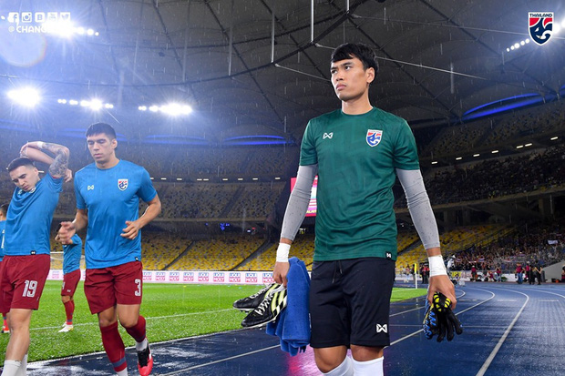 Malaysia ngược dòng trước Thái Lan, giúp Việt Nam lên đầu bảng-4