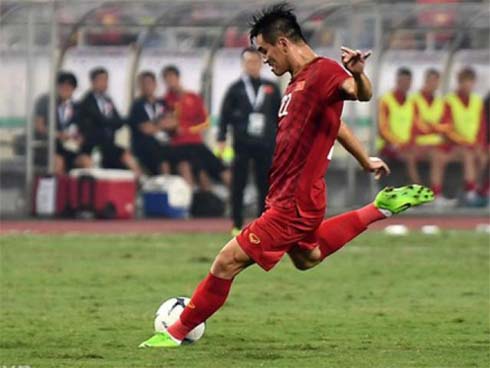 Chân dung người đẹp nóng bỏng, tiền đạo Tiến Linh từng công khai yêu say đắm-10