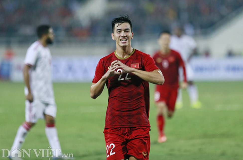 Ảnh: Tiến Linh tỏa sáng, tạo 2 bước ngoặt đưa Việt Nam thắng UAE-7