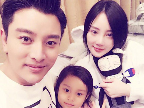 Rộ tin đồn gây sốc: Lý Tiểu Lộ thực ra đã muốn ly hôn Giả Nãi Lượng ngay từ khi mới sinh con xong?-3