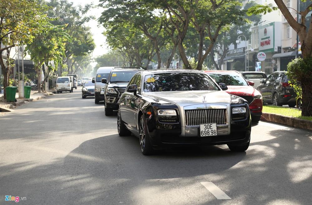 Dàn xe Rolls-Royce, Maybach xuất hiện trong lễ cưới Bảo Thy-4