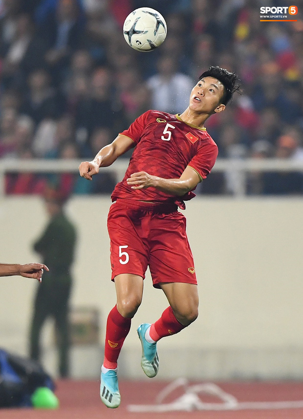 Đoàn Văn Hậu vạm vỡ trông thấy sau gần 2 tháng ở trời Âu: Hợp cơm Hà Lan quá ta ơi!-2