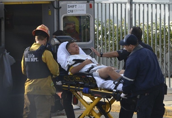 Hiện trường vụ xả súng khiến ít nhất 6 người bị thương tại trường học ở Mỹ-5