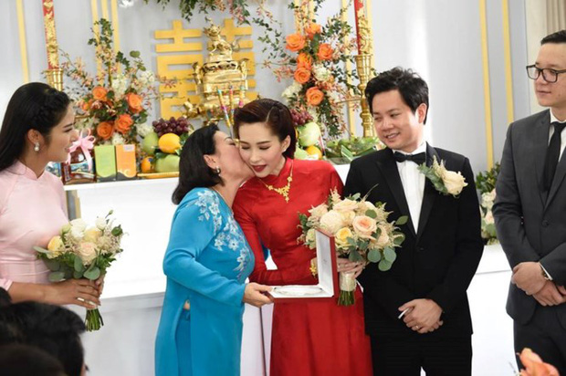 Chuyện mỹ nhân Vbiz và gia đình nhà chồng: Đông Nhi vừa làm dâu đã được khen hết lời, Hà Tăng làm ai cũng ngưỡng mộ!-8